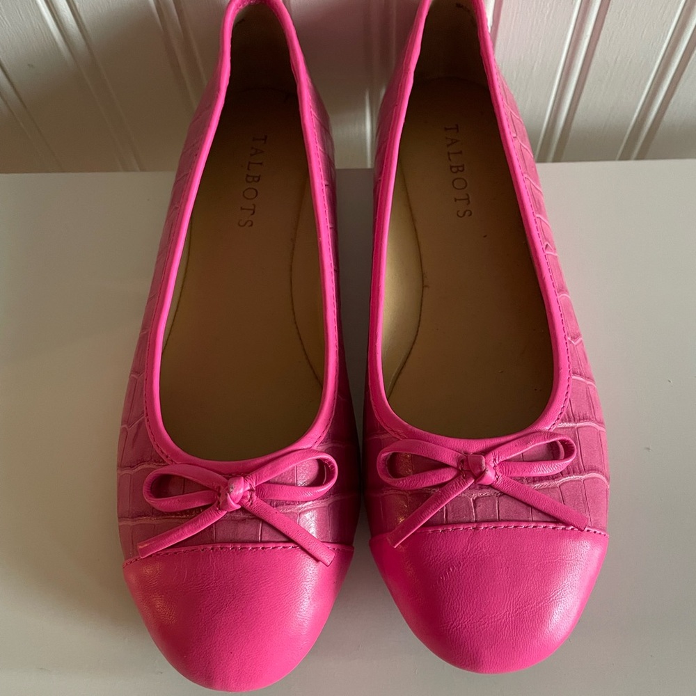 Talbots Vibrant Pink Loafers with Bow Detail